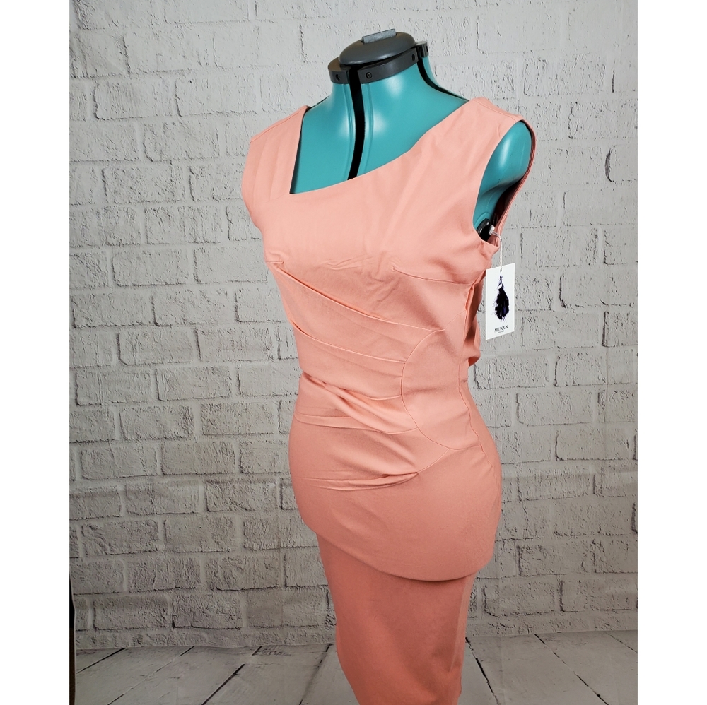 NWT Muxxn size small women's dress